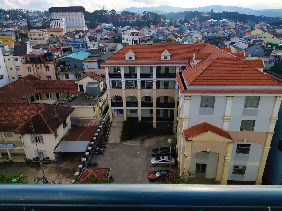 New Hampton Suits-Tam Xuan Centre Hotel Da Lat Buitenkant foto